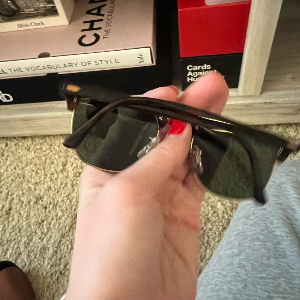 Ray-Ban Classic Black and Gold Sunglasses - Picture 4 of 10